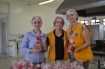 Lions Clube faz entrega de panetones 