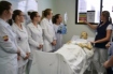 Colaboradores do Hospital São Lucas de Guaraciaba recebem orientação no Hospital Regional Terezinha Gaio Basso