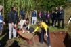 Colaboradores em oficina de compostagem