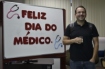 Profissionais do Hospital Regional são recepcionados com café da manhã especial para celebrar o Dia do Médico