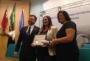 Adriana Bedin recebe Prêmio Profissional Destaque de Enfermagem 2017